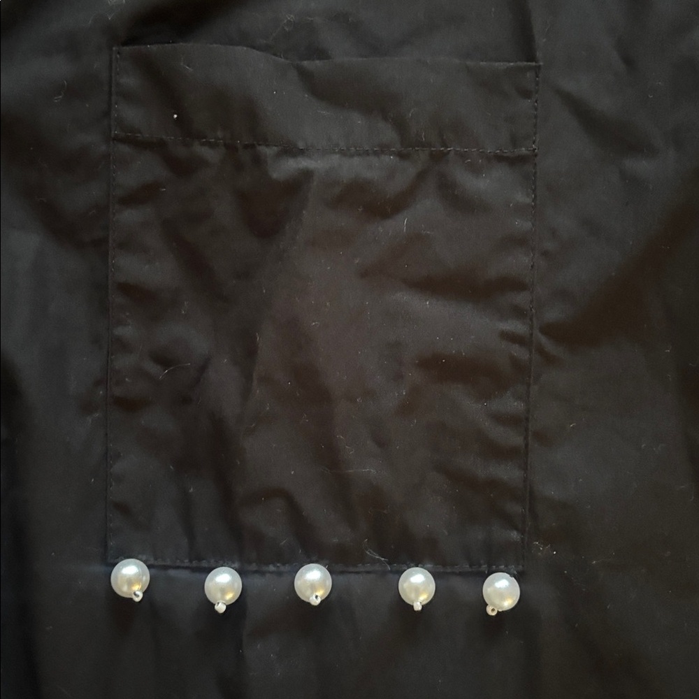 Hannah Lynn Pearl Button Down Top - Picture 8 of 9
